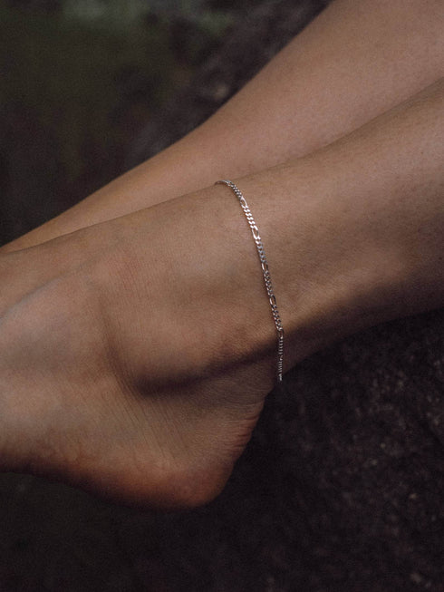 Fußkette Figarokette VARIED Silber – Detailansicht