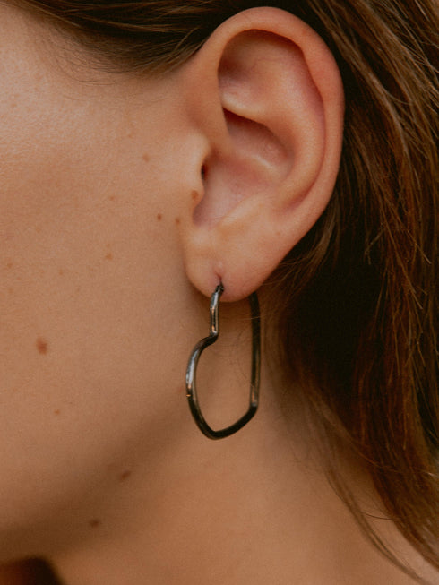 Creolen HEART Schwarz Rhodiniert